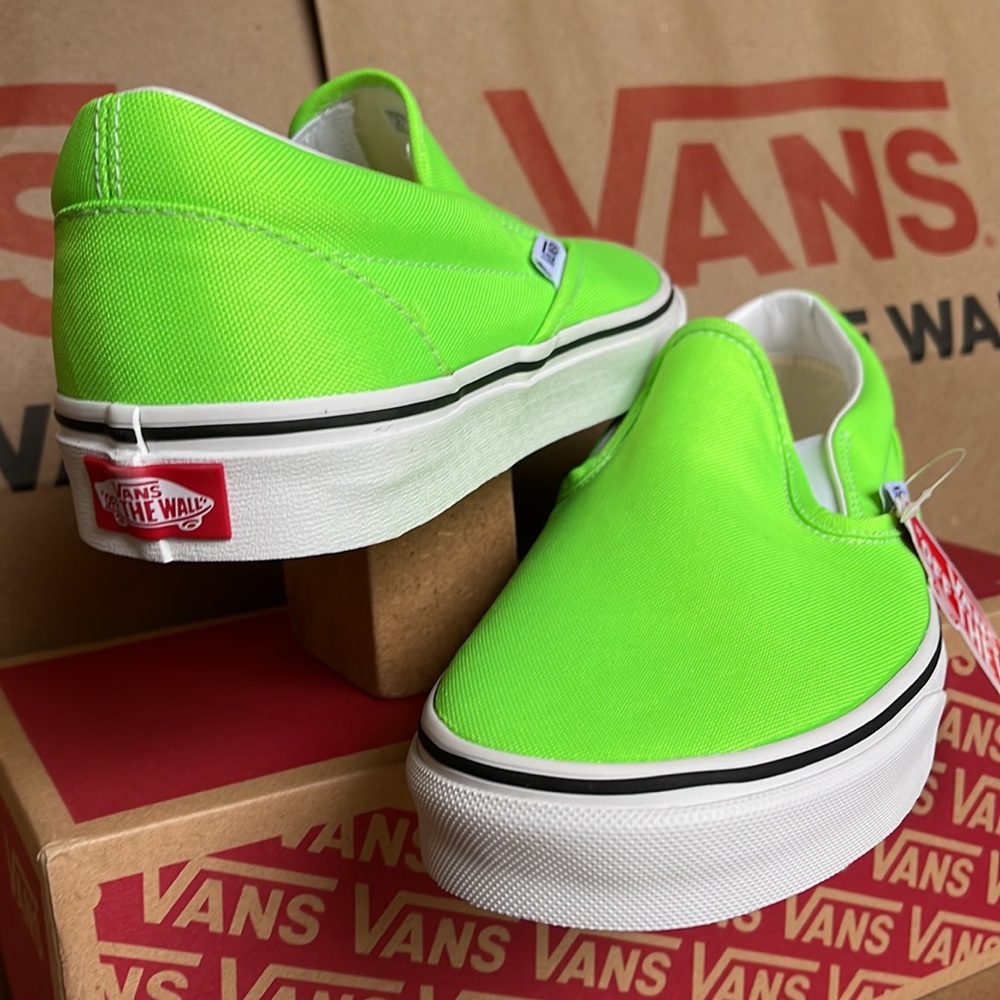 Vans Classic Slip On Neon Green Gecko/True White sneakers WMNS - Picture 10 of 16